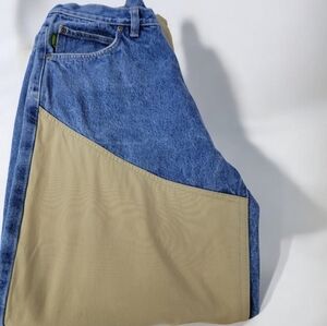 Cabella's Men's size 36 Regular Rough Neck work pants/jeans. In great condition.